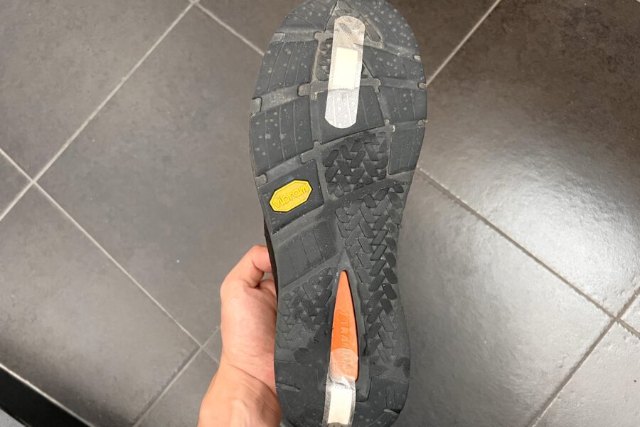 絆創膏・すべり止め